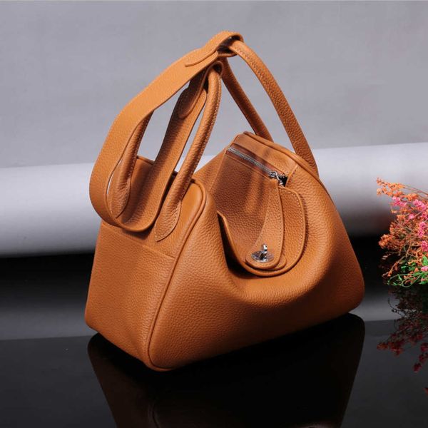 luxury hemrres tote bag customized leather women's bag lindyss stewardess cabbage basket lindys live broadcast yvak
luxury hemrres tote bag customized leather women's bag lindyss stewardess cabbage basket lindys live broadcast yvak