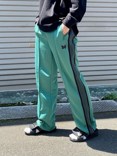 men's pants 2023 needles 1 quality webbing striped grass green butterfly embroidery sports casual men women trousers 230720, Black
men's pants 2023 needles 1 quality webbing striped grass green butterfly embroidery sports casual men women trousers 230720, Black