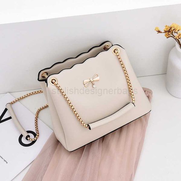 shoulder bags for women 2023 fashion trend designer luxury handbag leather messenger female bag ladies bowknot bolsa femininastylishdesigner
shoulder bags for women 2023 fashion trend designer luxury handbag leather messenger female bag ladies bowknot bolsa femininastylishdesigner