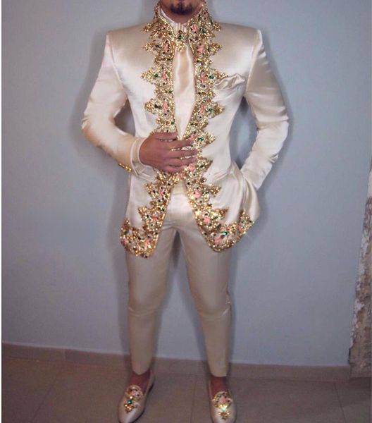men's suits blazers men suit two piece jacketpantsbelt italian stand collar slim fit wedding for custom made embroidery 230720, White;black
men's suits blazers men suit two piece jacketpantsbelt italian stand collar slim fit wedding for custom made embroidery 230720, White;black