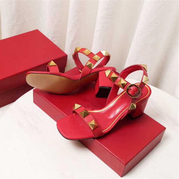 casual leather valentinolies high shoe wedding fashion sandals heel es letter luxury party design women slippers 015 27rk n2ls 1078, Black
casual leather valentinolies high shoe wedding fashion sandals heel es letter luxury party design women slippers 015 27rk n2ls 1078, Black