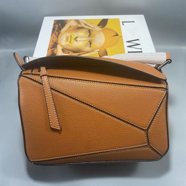 fashion brand designer bags lowe crossbody handbag puzzles leather spliced handheld wallet luxury multi-functional shoulder messenger bag
fashion brand designer bags lowe crossbody handbag puzzles leather spliced handheld wallet luxury multi-functional shoulder messenger bag