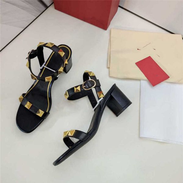 party valentinolies women casual fashion sandals 01-017 luxury design wedding high heel slippers leather letter dbut, Black
party valentinolies women casual fashion sandals 01-017 luxury design wedding high heel slippers leather letter dbut, Black