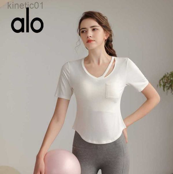 2023 desginer alos yoga bra sports women's modv-neck running pilates training fitness suit short sleeves, White
2023 desginer alos yoga bra sports women's modv-neck running pilates training fitness suit short sleeves, White