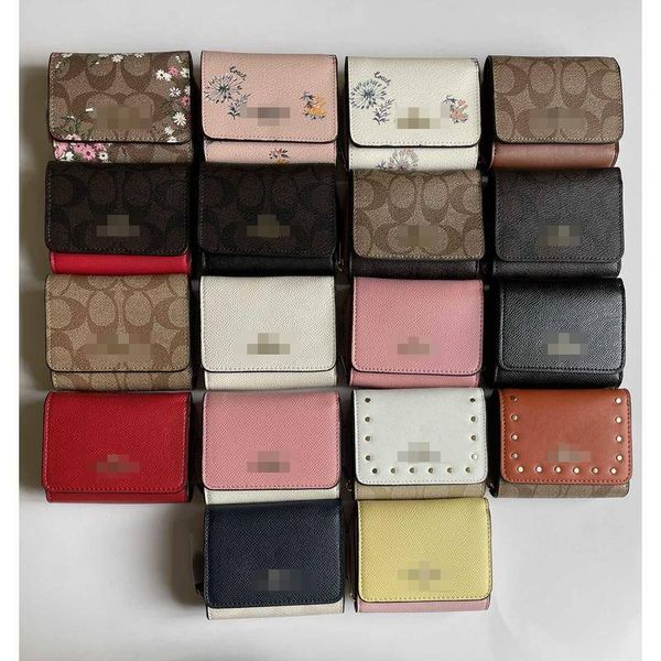 37968 41302 7331 2923 c4527 c3322 6864 2924 small trifold leather signature wallet women fold short coin purse, Red;black
37968 41302 7331 2923 c4527 c3322 6864 2924 small trifold leather signature wallet women fold short coin purse, Red;black