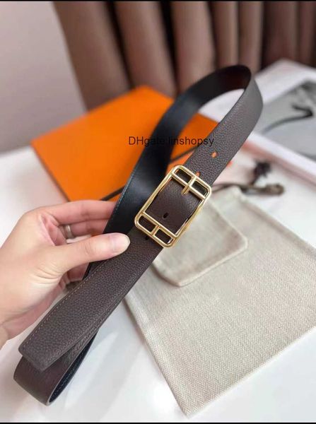 luxury men belts designer mens and woman fashion togo leather classic reversible belt black brown h gold silver buckles 32--35cm he003 9h72
luxury men belts designer mens and woman fashion togo leather classic reversible belt black brown h gold silver buckles 32--35cm he003 9h72