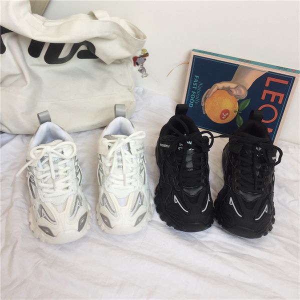2023 shoes black bottom shoes female age season thick bottom torre shoes fashion pu leather ms platform sneakers
2023 shoes black bottom shoes female age season thick bottom torre shoes fashion pu leather ms platform sneakers