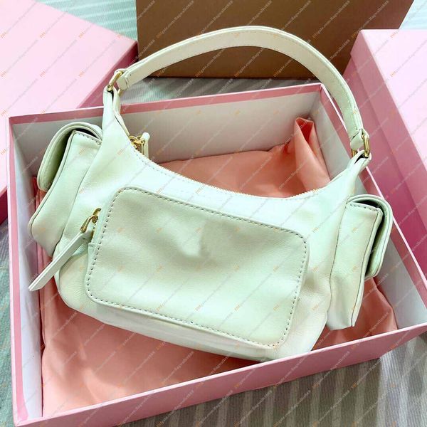 motorcycle bag lambskin genuine leather women shoulder bag girls underarm purse zipper closure multi-pocket design personality large capacit
motorcycle bag lambskin genuine leather women shoulder bag girls underarm purse zipper closure multi-pocket design personality large capacit