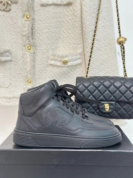 casual shoes 2023 luxury design early fall new retro sports casual shoes skateboard women's, Black
casual shoes 2023 luxury design early fall new retro sports casual shoes skateboard women's, Black