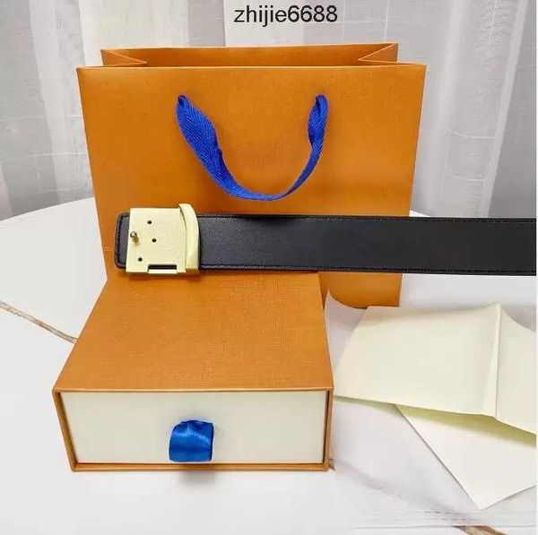 mens fashion designer belts luxury belt man woman brand belts casual letters smooth buckle with box gift, Black;brown
mens fashion designer belts luxury belt man woman brand belts casual letters smooth buckle with box gift, Black;brown