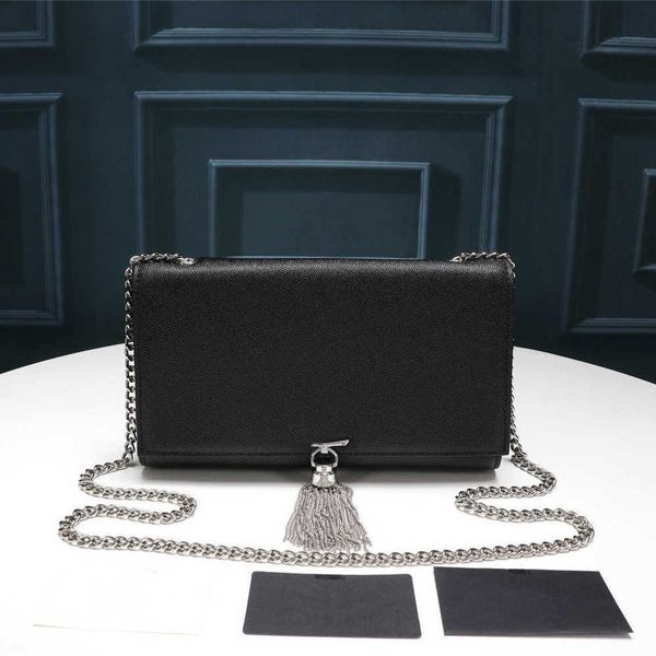 mirror quality designer tassels bags women chian classic shoulder bag leather armpit bag leather crossbody luxurys handbag 230715
mirror quality designer tassels bags women chian classic shoulder bag leather armpit bag leather crossbody luxurys handbag 230715