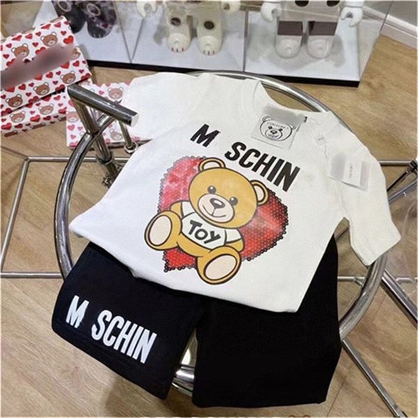 ss summer men's and women's new fashion highlights the noble explosion street trend children's short-sleeved shorts two-piece, White
ss summer men's and women's new fashion highlights the noble explosion street trend children's short-sleeved shorts two-piece, White