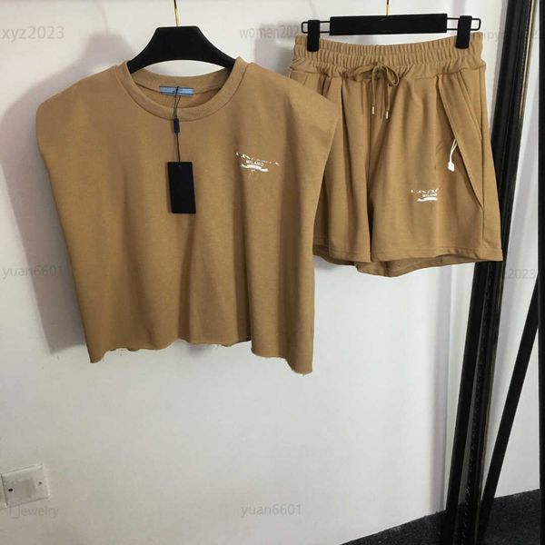 designer womens sports suit tracksuits size s-l 2pcs 3d letter vest with shoulder pads and wide leg shorts july19, Gray 
designer womens sports suit tracksuits size s-l 2pcs 3d letter vest with shoulder pads and wide leg shorts july19, Gray