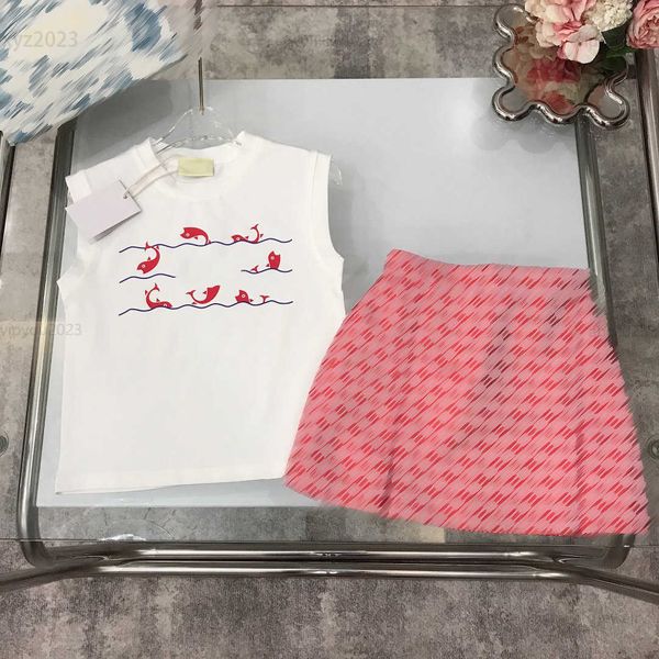 2023 designer girls dress suits summer sets 2pcs fish jump pattern printed sleeveless t-shirt and letter dot aop skirt multiple product, White
2023 designer girls dress suits summer sets 2pcs fish jump pattern printed sleeveless t-shirt and letter dot aop skirt multiple product, White