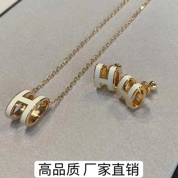 thick electroplated cnc high version h necklace letter clavicle chain rose gold white milk tea mini large and small, Silver
thick electroplated cnc high version h necklace letter clavicle chain rose gold white milk tea mini large and small, Silver