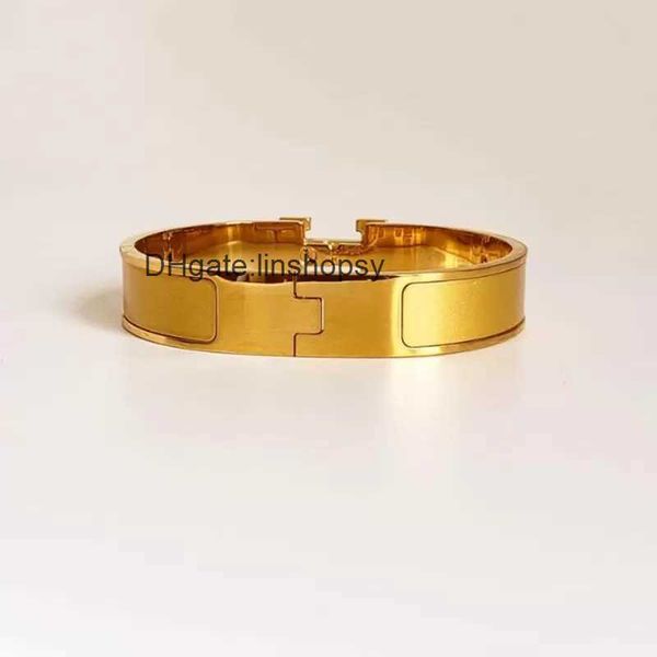 luxury designer h-letter bracelet luxury brand enamel bracelet fashion bracelet for men and women daily accessories party wedding valentine, Black
luxury designer h-letter bracelet luxury brand enamel bracelet fashion bracelet for men and women daily accessories party wedding valentine, Black