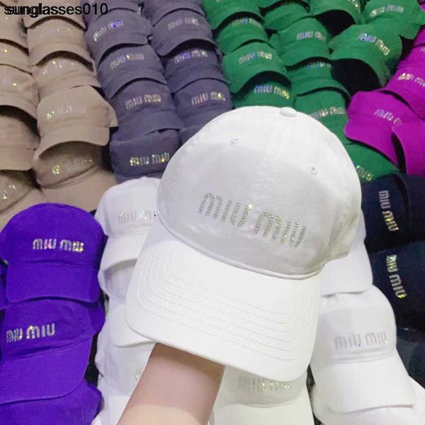 spring 2023 new water diamond stereo letter baseball hat fashion mius couple duck tongue men's and women's sunshade trend, Blue;gray
spring 2023 new water diamond stereo letter baseball hat fashion mius couple duck tongue men's and women's sunshade trend, Blue;gray