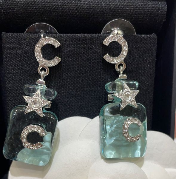 2023 luxury quality charm drop earring with diamond and light green transparent color in silver plated have box stamp ps7316b, Golden
2023 luxury quality charm drop earring with diamond and light green transparent color in silver plated have box stamp ps7316b, Golden