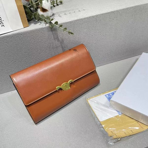 women's 2023 summer new one-shoulder high-end niche design bag cross-body bag retro versatile handbag small square bag
women's 2023 summer new one-shoulder high-end niche design bag cross-body bag retro versatile handbag small square bag