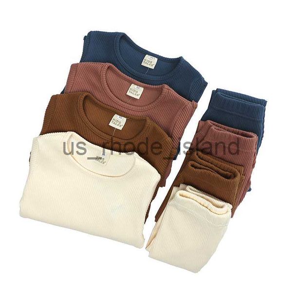 pajamas spring autumn boys girls kids cotton clothes set winter toddler rib fabric shirt + pants children lounge wear baby pajamas set x0721, Blue;red
pajamas spring autumn boys girls kids cotton clothes set winter toddler rib fabric shirt + pants children lounge wear baby pajamas set x0721, Blue;red
