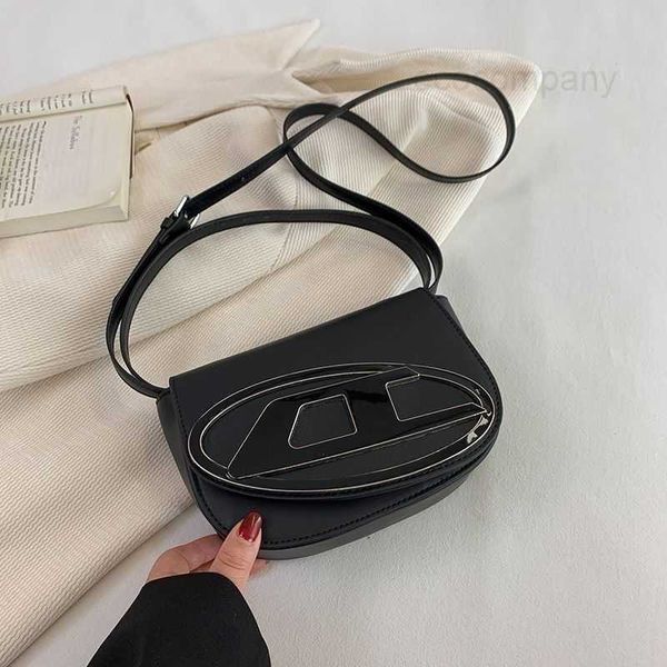 handheld designer diesels d bag design 2023 underarm women's girl style silver shoulder crossbody 5bam
handheld designer diesels d bag design 2023 underarm women's girl style silver shoulder crossbody 5bam