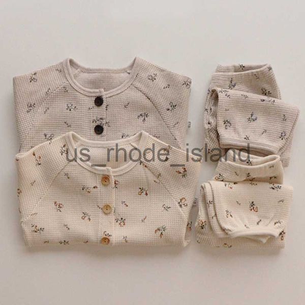 pajamas korean style baby kids pajamas sets printed cotton pants 2pcs spring autumn toddlers children casual sleepwear outfits x0721, Blue;red
pajamas korean style baby kids pajamas sets printed cotton pants 2pcs spring autumn toddlers children casual sleepwear outfits x0721, Blue;red
