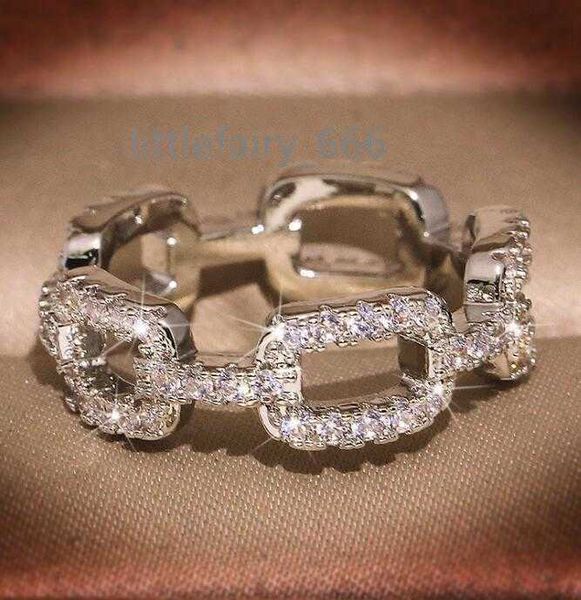 fashion brand designer band rings for women silver shining crystal ring party wedding jewelry with cz bling diamond stone
fashion brand designer band rings for women silver shining crystal ring party wedding jewelry with cz bling diamond stone