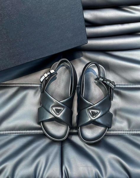 designer sandals men padded sandal ankle strap triangle logo thick bottom summer sandles beach shoes triangle summer slippers men 2023pp, Black
designer sandals men padded sandal ankle strap triangle logo thick bottom summer sandles beach shoes triangle summer slippers men 2023pp, Black