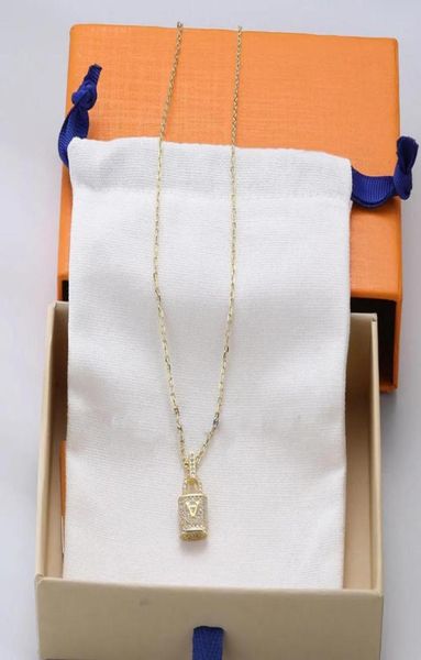 luxurys lock desingers couple necklace female winter necklaces full diamond gold light niche highend titanium steel versatesign d9525977, Silver
luxurys lock desingers couple necklace female winter necklaces full diamond gold light niche highend titanium steel versatesign d9525977, Silver