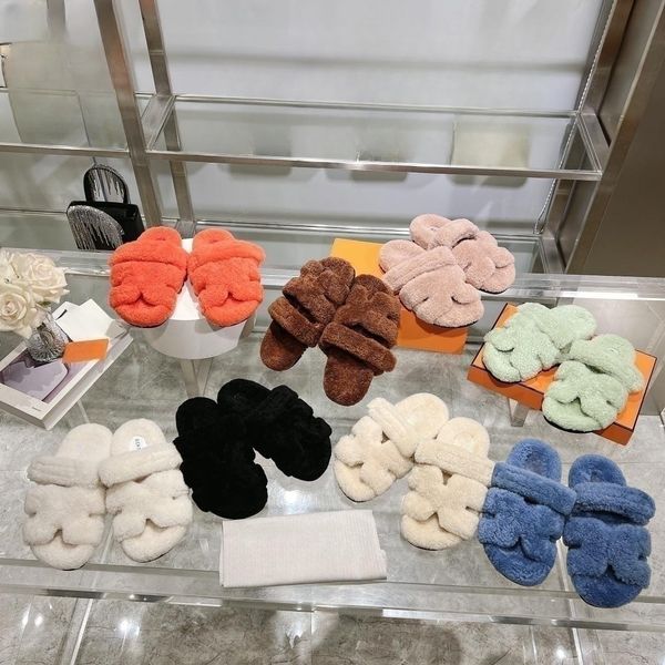 classic women's plush woolen slippers for winter home indoor warm slides shoes flip flop winter original rubber non-slip bottom trendy, Black
classic women's plush woolen slippers for winter home indoor warm slides shoes flip flop winter original rubber non-slip bottom trendy, Black