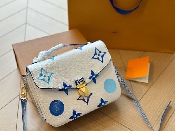 summer bag for women 2023 new trendy and fashionable single shoulder bag with western style for women's bag temperament crossbody bucke
summer bag for women 2023 new trendy and fashionable single shoulder bag with western style for women's bag temperament crossbody bucke