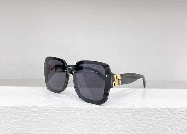 miu sunglasses designer letter womens mens goggle senior eyewear for women eyeglasses frame vintage metal sun glasses, White;black
miu sunglasses designer letter womens mens goggle senior eyewear for women eyeglasses frame vintage metal sun glasses, White;black