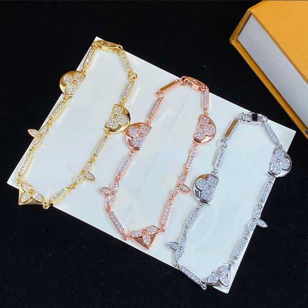 2023 luxury designer luxury designer diamond bracelet designer bracelet diamond flower clover bracelet wedding gift in three colors, Black
2023 luxury designer luxury designer diamond bracelet designer bracelet diamond flower clover bracelet wedding gift in three colors, Black
