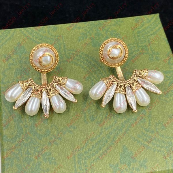 metal braided tracing pearl earrings inlaid with zircon pearl fan shaped pendant, retro luxury banquet, Golden
metal braided tracing pearl earrings inlaid with zircon pearl fan shaped pendant, retro luxury banquet, Golden