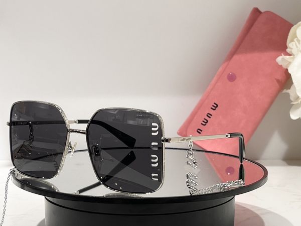 designer miu sunglasses mens eyeglasses pc lens full frame uv400 sun proof womens fashion glasses luxury printing f oversize adumbral for be, White;black
designer miu sunglasses mens eyeglasses pc lens full frame uv400 sun proof womens fashion glasses luxury printing f oversize adumbral for be, White;black