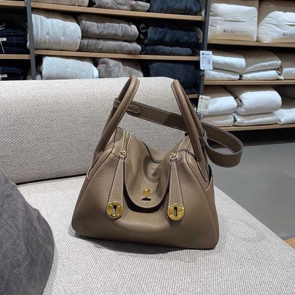 luxury hemrres tote bag lindys bag togo leather underarm headband cowhide women's pure shoulder large capacity handbag doctor's ol
luxury hemrres tote bag lindys bag togo leather underarm headband cowhide women's pure shoulder large capacity handbag doctor's ol