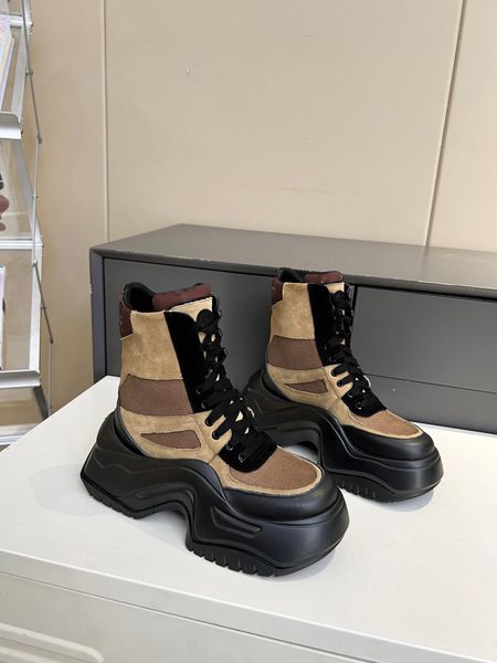 archlight 2 0 platform ankle boot black calf leather back zip oversized rubber outsole autumn winter new round head forward style womens des
archlight 2 0 platform ankle boot black calf leather back zip oversized rubber outsole autumn winter new round head forward style womens des