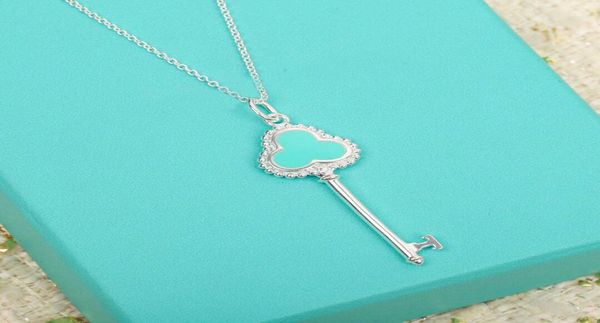 s925 silver charm key shape pendant necklace with green color in platinum have stamp velet bag ps4330a8114454
s925 silver charm key shape pendant necklace with green color in platinum have stamp velet bag ps4330a8114454
