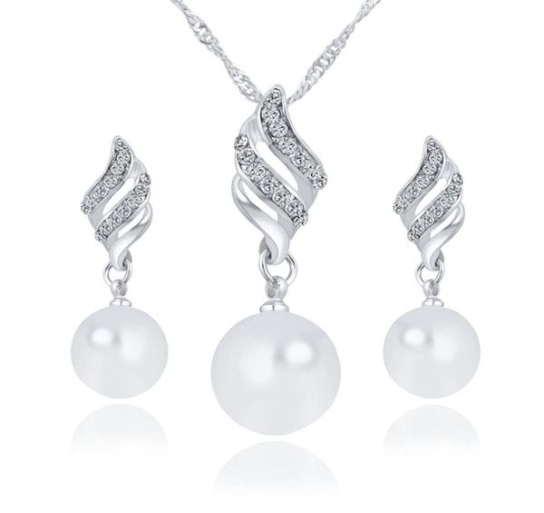 crystal rhinestone jewelry sets bridal wedding silver gold color fashion imitation pearl stud earrings necklace set for women girl8919574
crystal rhinestone jewelry sets bridal wedding silver gold color fashion imitation pearl stud earrings necklace set for women girl8919574