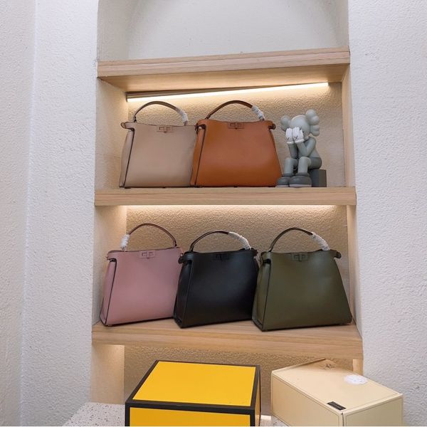 luxury bags fashion peekaboo l size handbag large capacity handbags classic designer bag original quality ladybag star loves shoulderbag
luxury bags fashion peekaboo l size handbag large capacity handbags classic designer bag original quality ladybag star loves shoulderbag