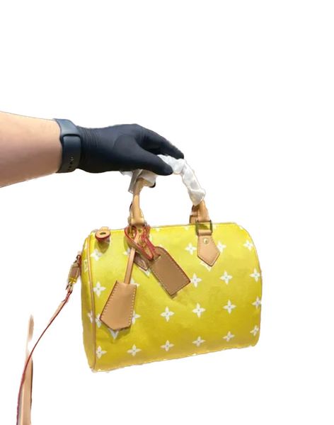 5a designers fashion women bag shoulder bags lady totes handbags speedy with shoulder strap dust bag women's makeup bag, crossbody bag
5a designers fashion women bag shoulder bags lady totes handbags speedy with shoulder strap dust bag women's makeup bag, crossbody bag