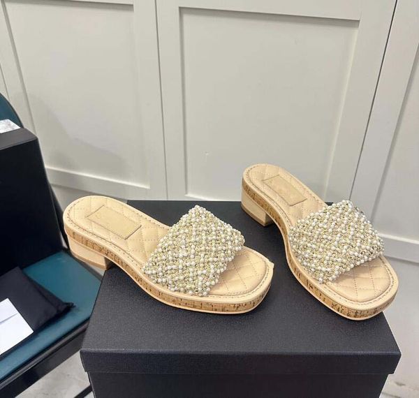 summer designer slippers brand classic sandals genuine leather fashion shoes ladies slipper beach flat heel flip flops with dustbag size 35-, Black
summer designer slippers brand classic sandals genuine leather fashion shoes ladies slipper beach flat heel flip flops with dustbag size 35-, Black