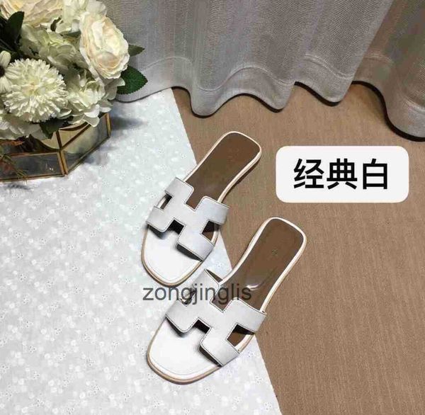 versatile summer color her slippers designer oran bear sandal women's slipper shoes matching leather one line for tourism wear flat bot
versatile summer color her slippers designer oran bear sandal women's slipper shoes matching leather one line for tourism wear flat bot