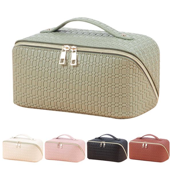 daily luggage makeup bag large capacity special pu fur weaving embossed travel portable bag 230524
daily luggage makeup bag large capacity special pu fur weaving embossed travel portable bag 230524
