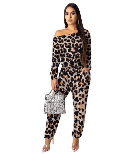 women tracksuit short sleeve t shirt shorts color match 2pcs set outfits sportswear patchwork suit sxxl6847008, White
women tracksuit short sleeve t shirt shorts color match 2pcs set outfits sportswear patchwork suit sxxl6847008, White
