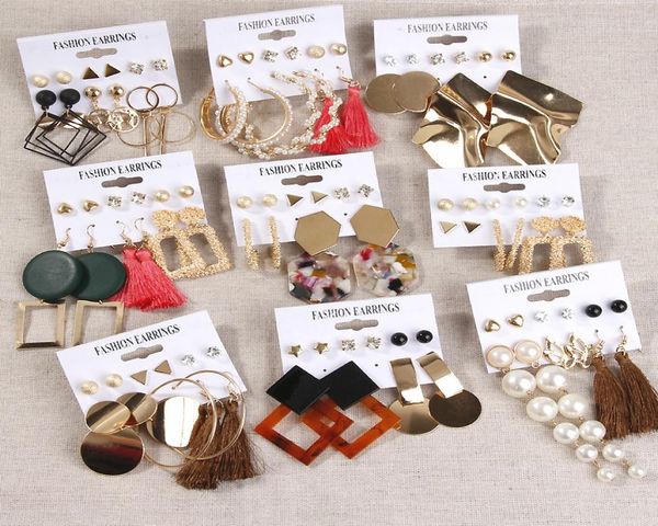 12 styles designer metal earrings 6 pairs of pearl suit large round personalized earrings spot whole 1030165, Silver
12 styles designer metal earrings 6 pairs of pearl suit large round personalized earrings spot whole 1030165, Silver