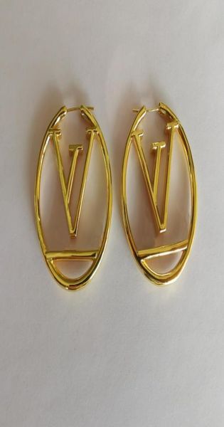 2022 gold hoop earrings for lady women party wedding lovers gift engagement jewelry bride2573023, Golden;silver
2022 gold hoop earrings for lady women party wedding lovers gift engagement jewelry bride2573023, Golden;silver