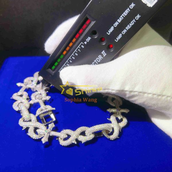new design cross bling vvs diamond iced out cuban link chain moissanite hip hop jewelry men infinity hip hop necklace jewelry, Silver
new design cross bling vvs diamond iced out cuban link chain moissanite hip hop jewelry men infinity hip hop necklace jewelry, Silver