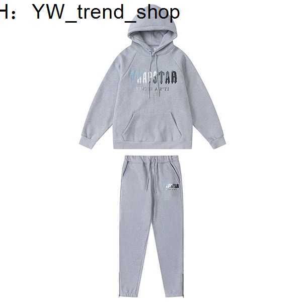 8 styles trapstars hoodies towel embroidery mens hoodie designers clothing europe and american style sweatshirt designer trapstar tracksuits, Black
8 styles trapstars hoodies towel embroidery mens hoodie designers clothing europe and american style sweatshirt designer trapstar tracksuits, Black