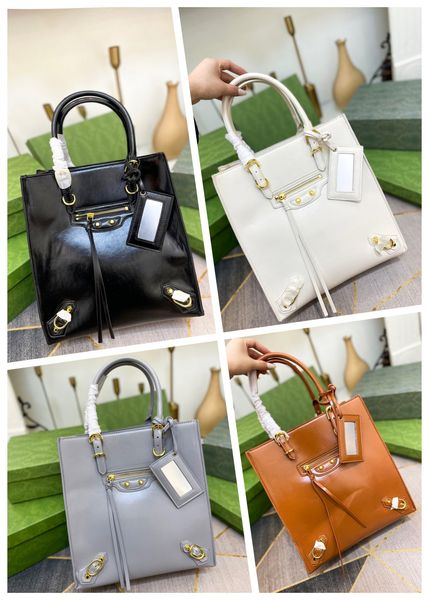 tote bag designer bag handbag single totes man women bag casual canvas fashion shoulder bag crossbody bag shopping logo
tote bag designer bag handbag single totes man women bag casual canvas fashion shoulder bag crossbody bag shopping logo